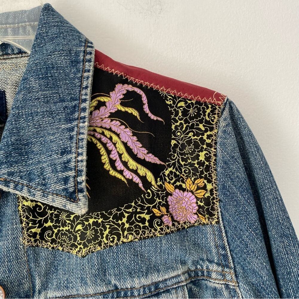 Vintage 90s Y2K Gap Asian Patchwork Denim Jean Jacket size small - Picture 3 of 8